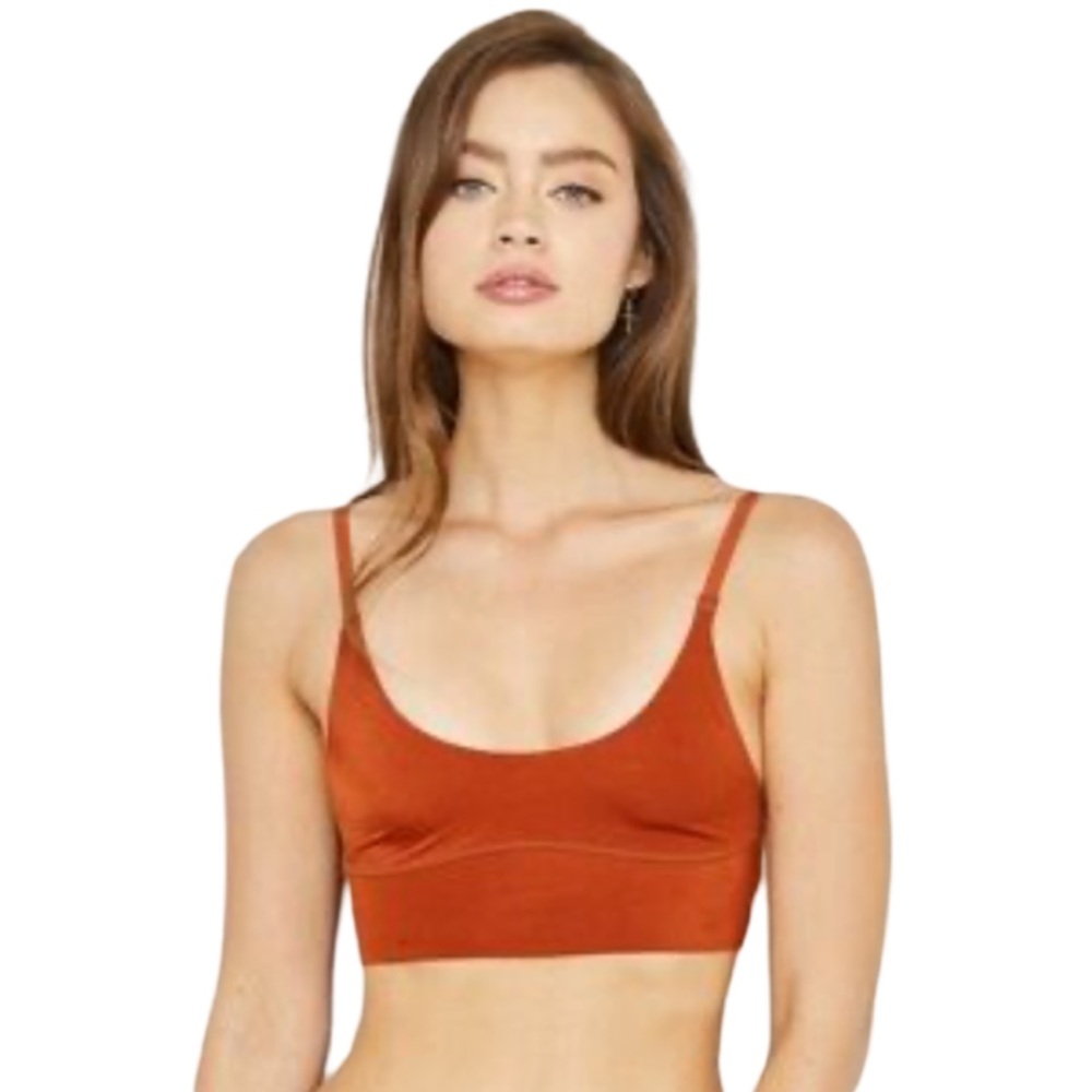 WE ARE‎ HAH: Cami Brhah in Bronze